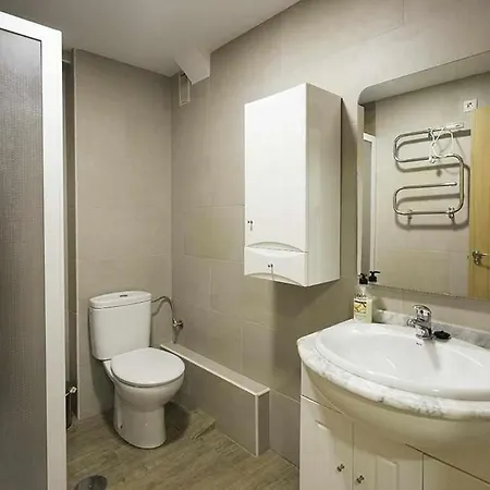 Avenida Bruselas 22 Apartment *